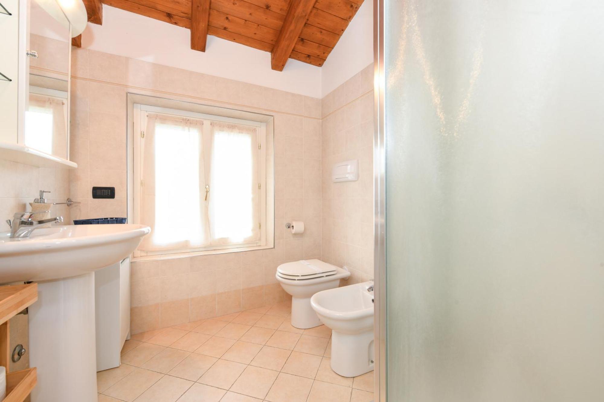 Wendy Apartment- Twobedroom & Pool & Parkprivatefree & Sports Desenzano del Garda Exterior photo