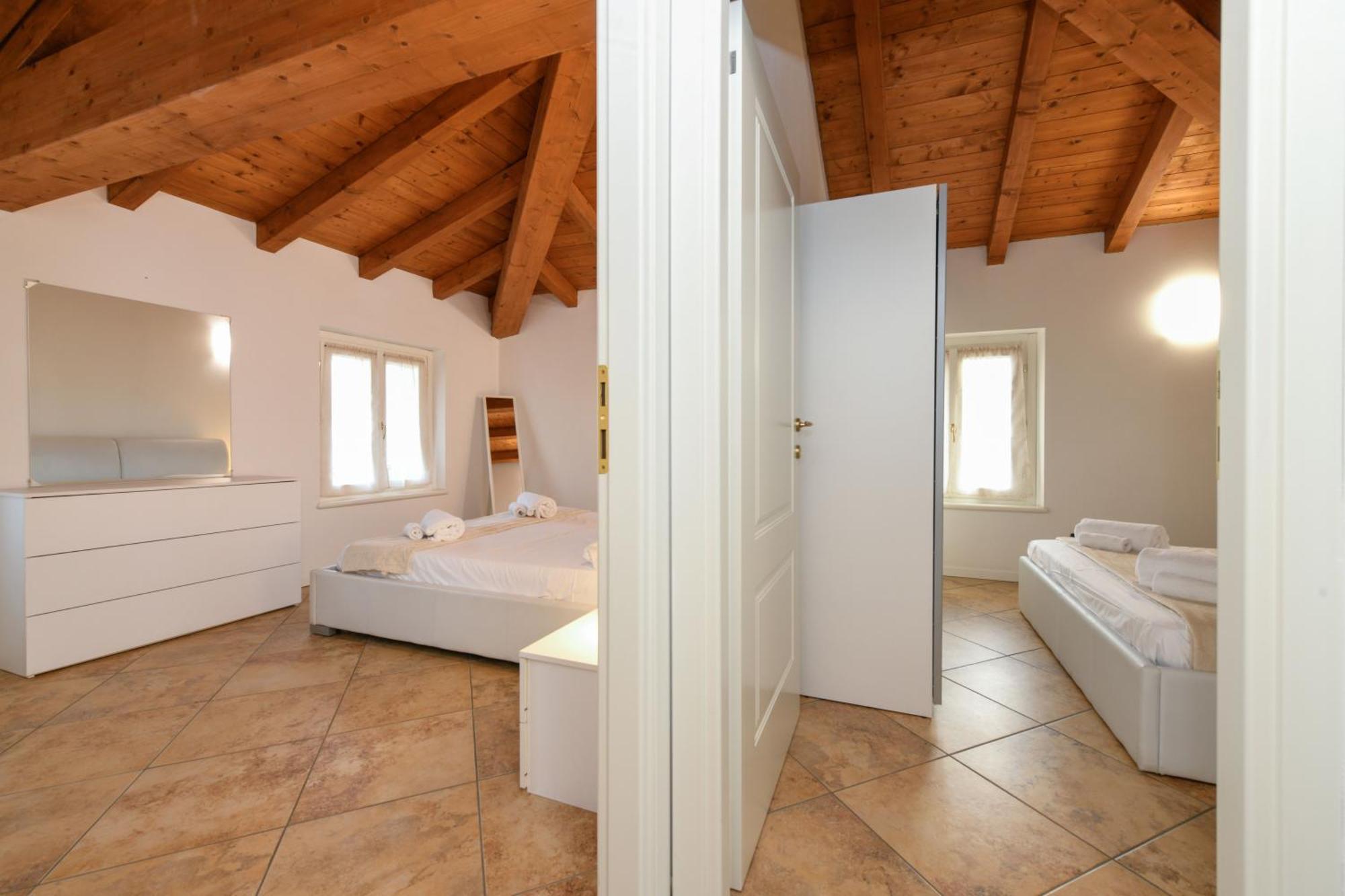 Wendy Apartment- Twobedroom & Pool & Parkprivatefree & Sports Desenzano del Garda Exterior photo